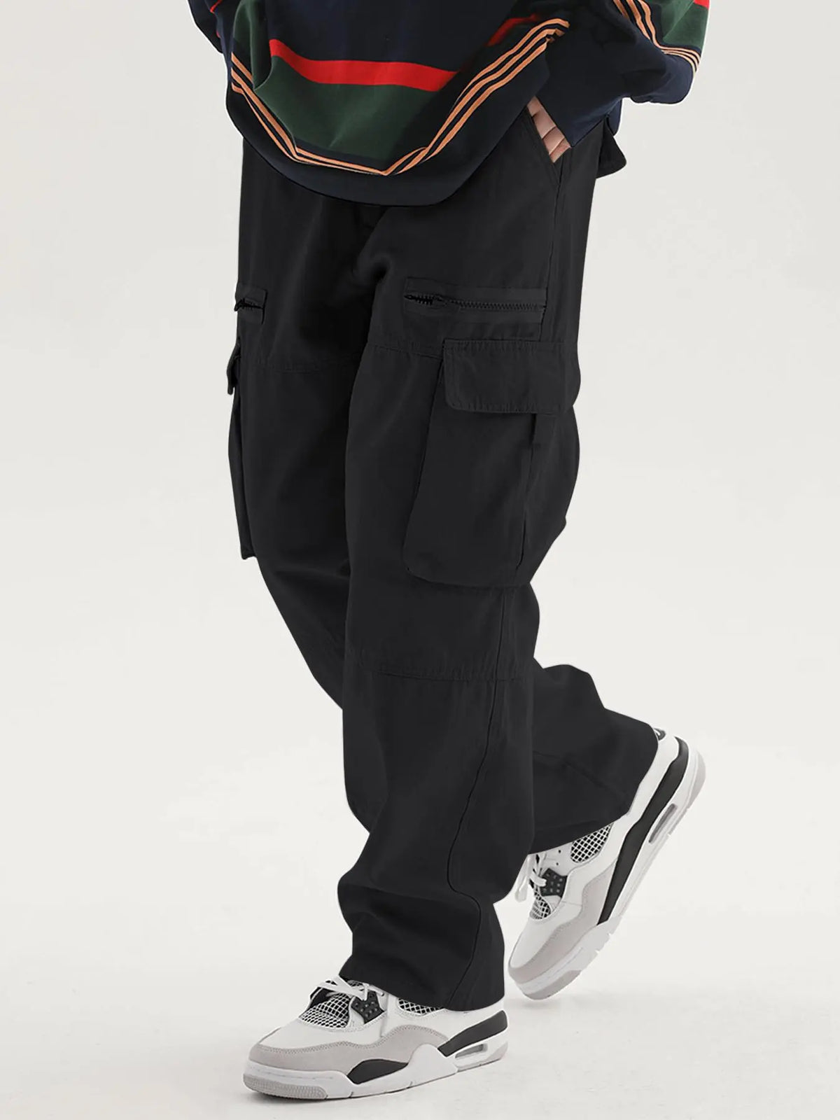 Trendy Multi-Pocket Zipper Loose Work Pants, American Vintage Straight Leg Cargo Pants, Street Style High-Street Casual Trousers, Casual Streetwear Trousers, Casual Drawstring Waist, Casual Everyday Workwear, Cargo Pocket Design