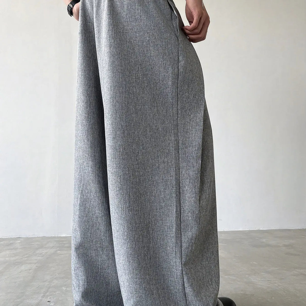 Unisex Casual Loose Oversized Wide Leg Pants, High Waisted Drop Crotch Pleated Design, Streetwear, Street Style & Commuter Wear, Versatile Long Trousers Drape, Menswear, Casual Wear Bottoms, Loose Fit Pants