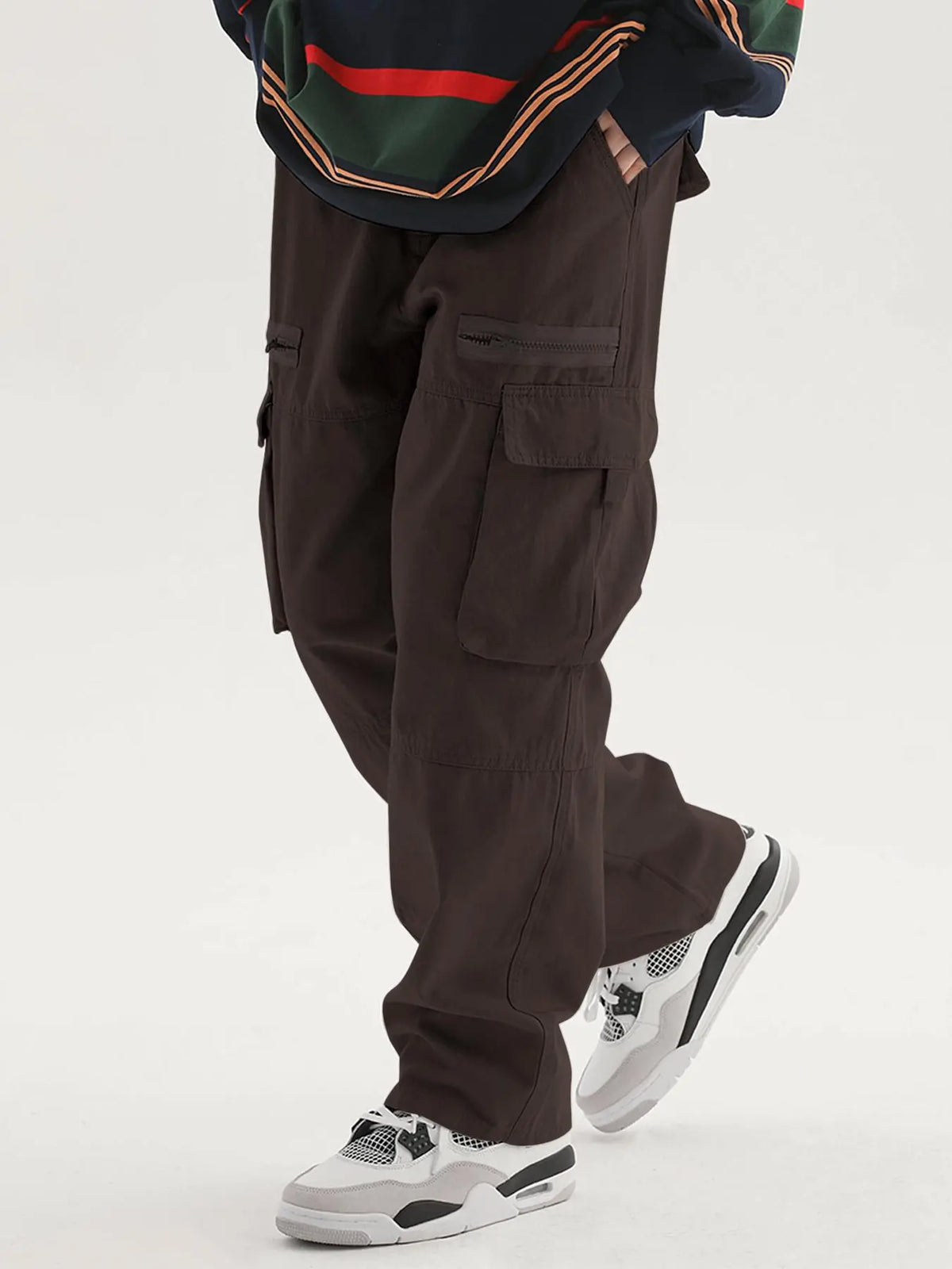 Trendy Multi-Pocket Zipper Loose Work Pants, American Vintage Straight Leg Cargo Pants, Street Style High-Street Casual Trousers, Casual Streetwear Trousers, Casual Drawstring Waist, Casual Everyday Workwear, Cargo Pocket Design