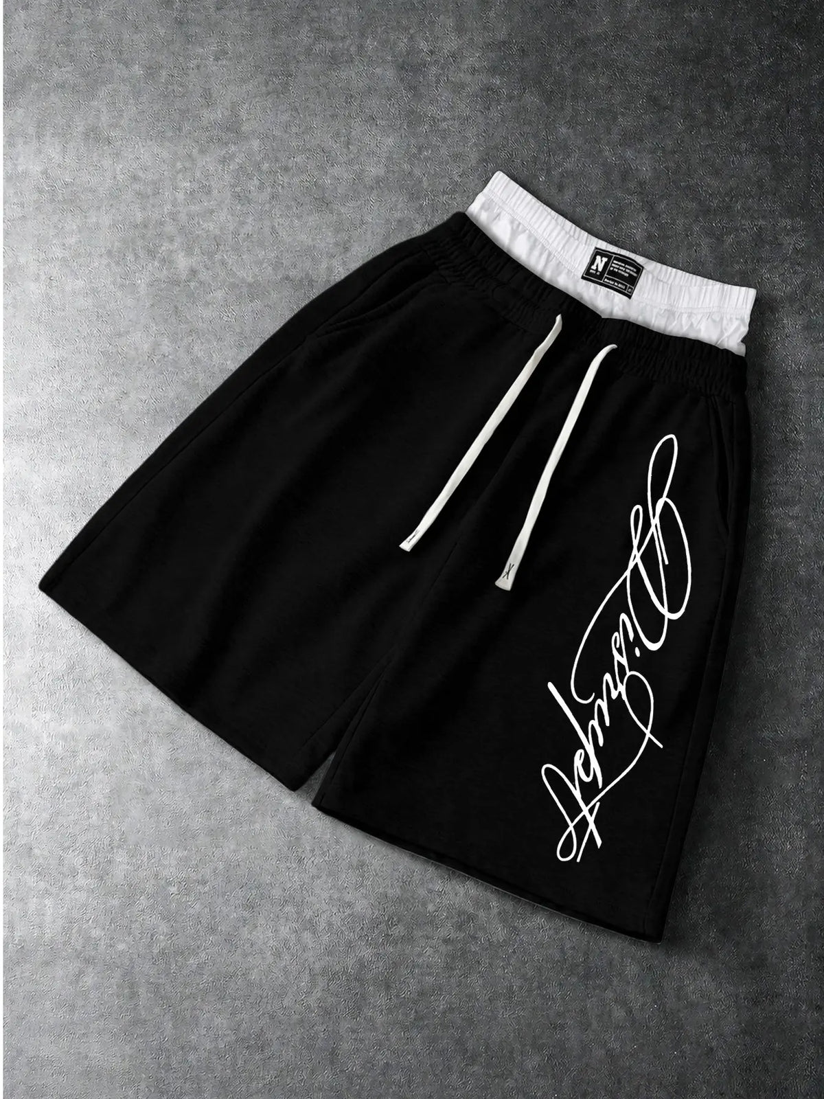 Men’s Oversized Baggy Knee Length Sweat Shorts Soft Breathable Terry Fabric Dual Layer Tartan Plaid Patchwork Waistband Elastic White Drawstring Casual Streetwear Shorts Elegant Cursive Script Signature White Letter Print Side Pocket Loose Summer Athletic